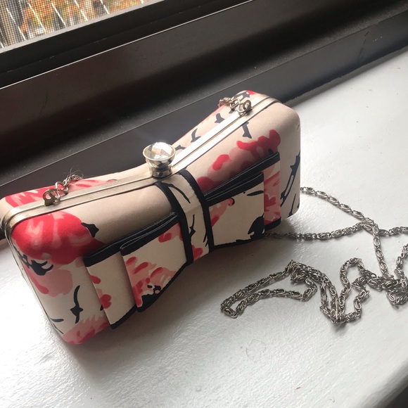 Vintage Alannah Hill Blossom Bow Clutch - Picture 6 of 7